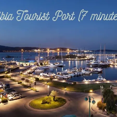 6min Dal Centro Storico Di Immersa Nella Natura *